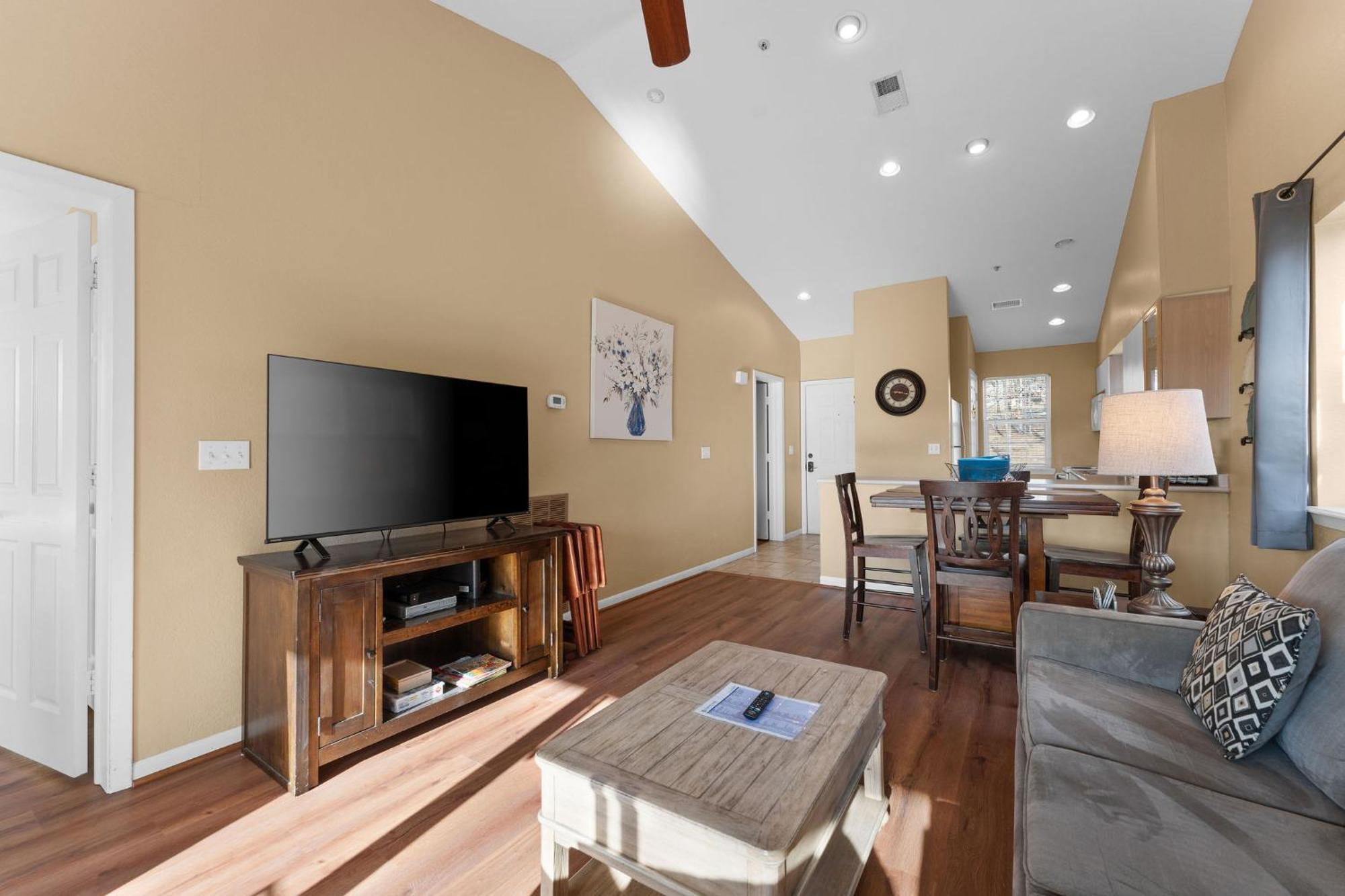 Cozy Top Floor 2Br Condo With View And Amenities!! Point Lookout Buitenkant foto