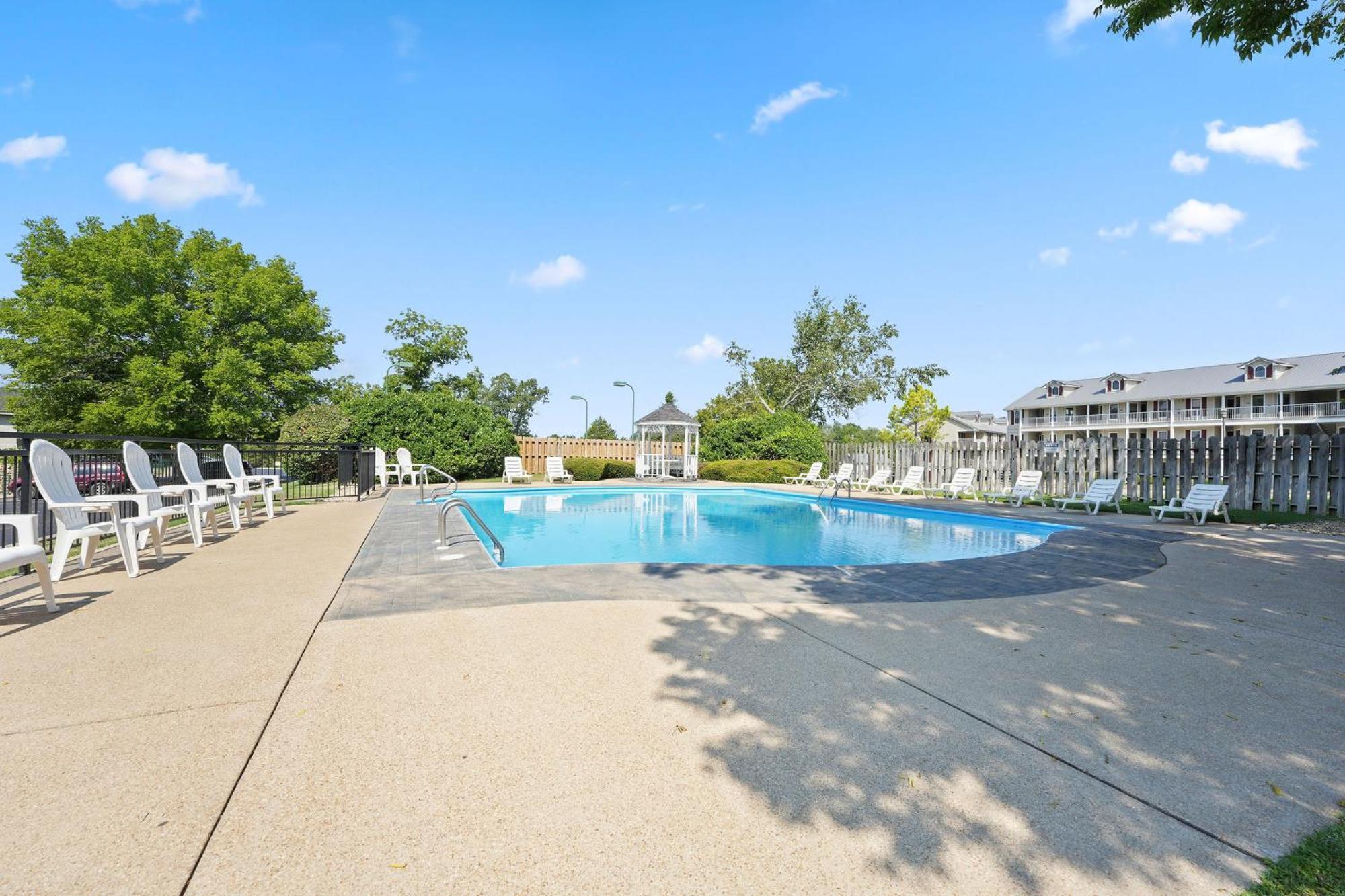 Cozy Top Floor 2Br Condo With View And Amenities!! Point Lookout Buitenkant foto